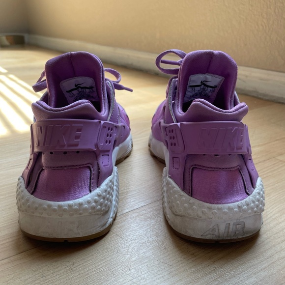 Nike Huarache - Picture 2 of 5